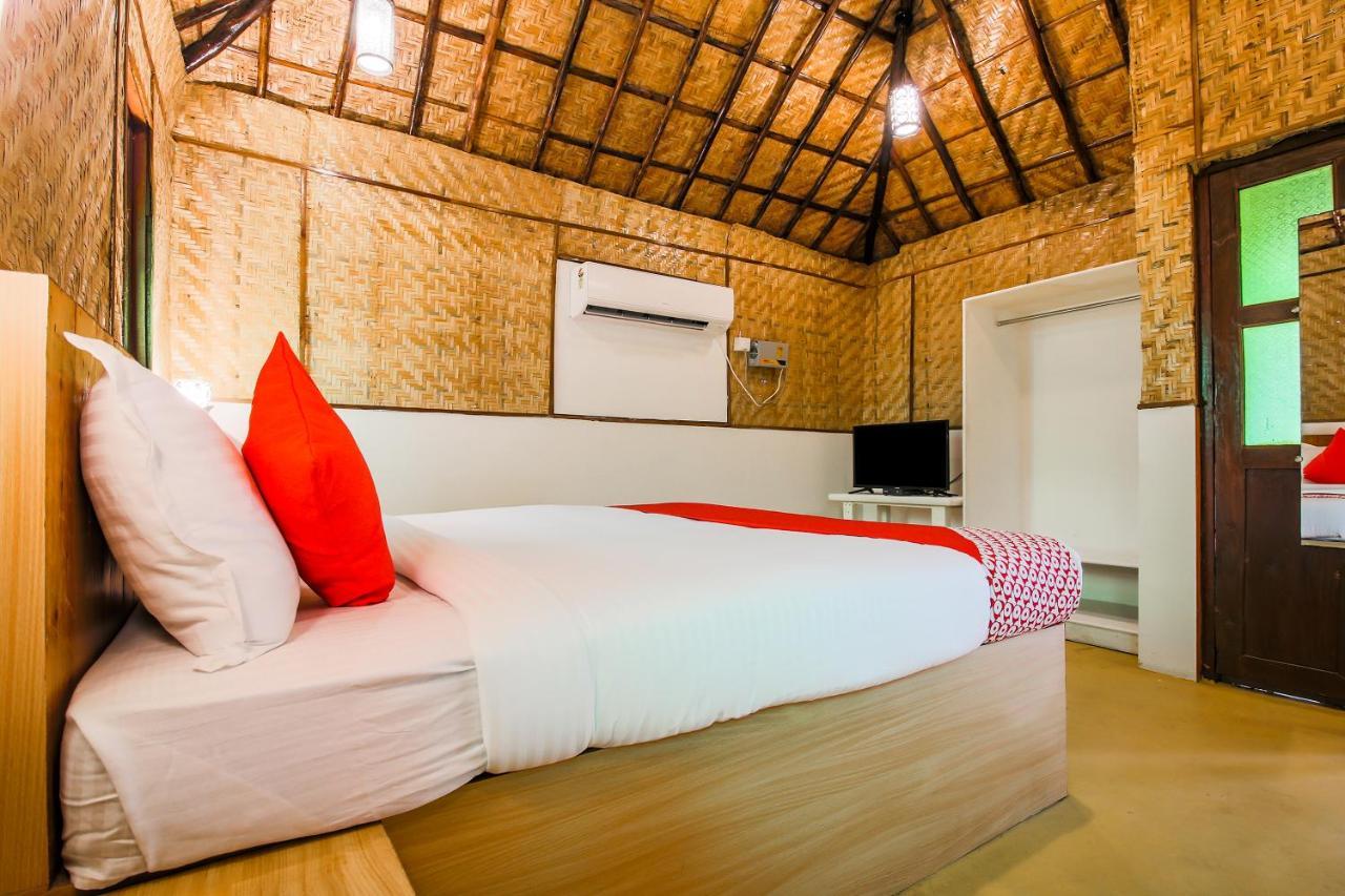 Oyo Flagship 19362 Sai Coco Resort Морджим Экстерьер фото